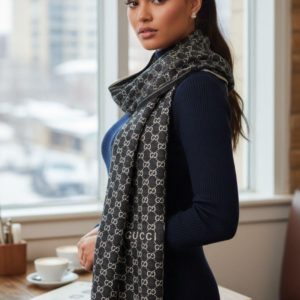 Gucci Logo-Print Wool Stole In Black And Off-White