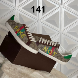 Gucci Sneakers with a Beige and Green Pattern