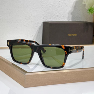 Tom Ford Sunglasses with Tortoiseshell Frames and Green Tinted Lenses